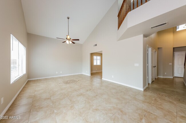 Foto del edificio - 16203 N Basl Ln