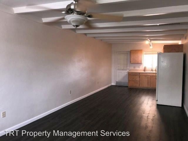 Foto del edificio - 1304-1306 N Roberts Way