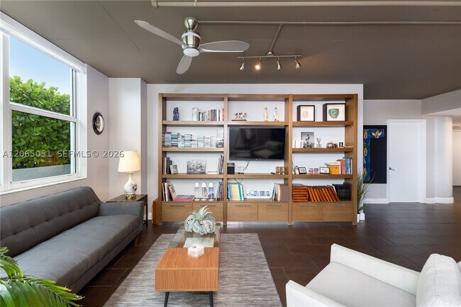 Foto del edificio - 3180 SW 22nd St