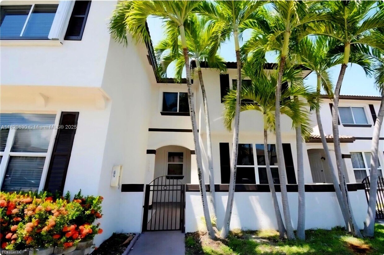 Foto del edificio - 8635 SW 152nd Ave
