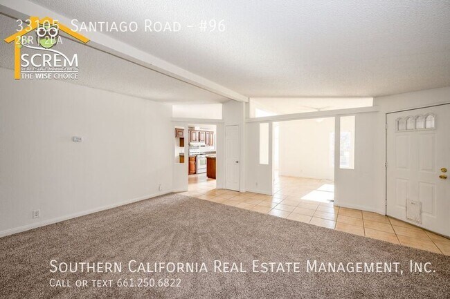 Foto del edificio - PENDING APPLICATION Two Bedroom Plus a Bon...