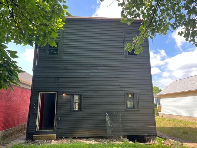 Foto del edificio - 1711 W Kentucky St