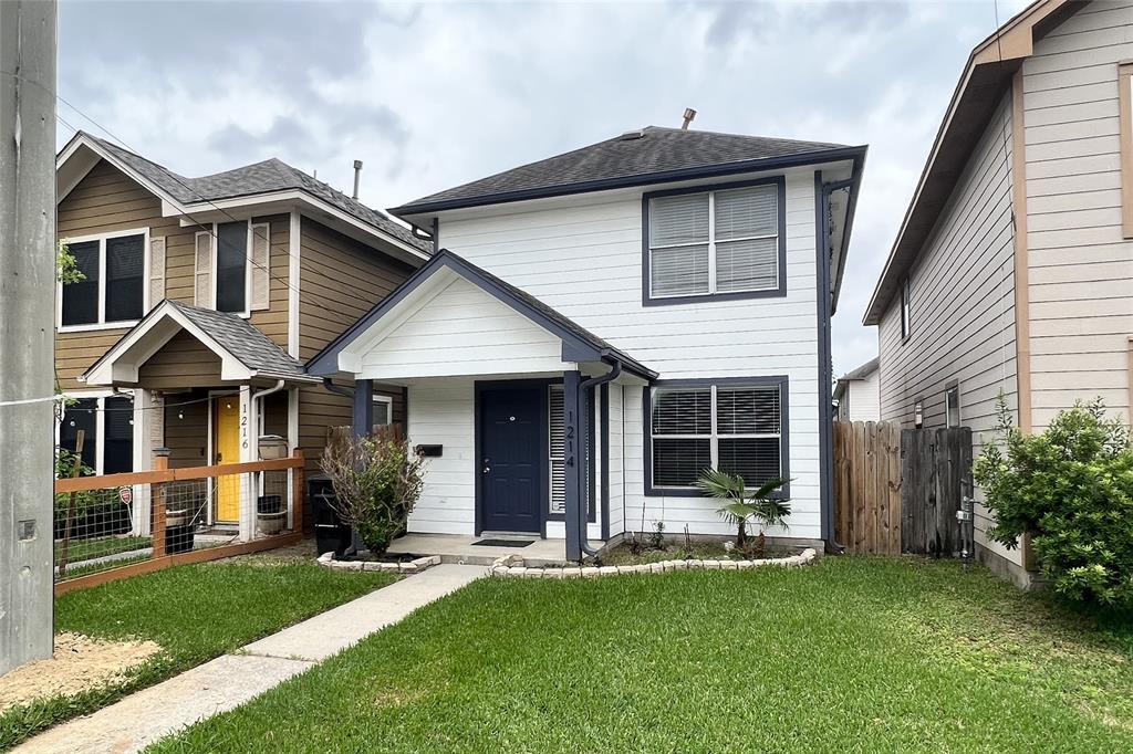 Foto principal - 1214 Cleveland St