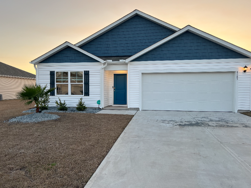 Foto principal - 8183 E Highcroft Dr NE