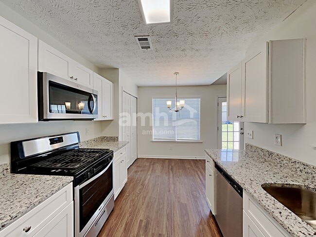 Building Photo - 949 Durham Way