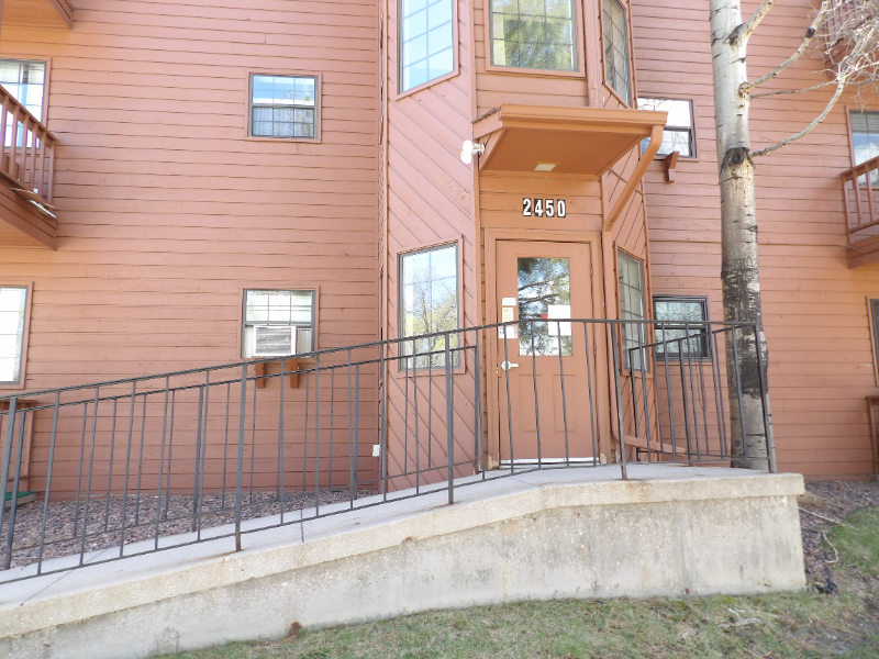 Primary Photo - 2450 Palmer Park Blvd
