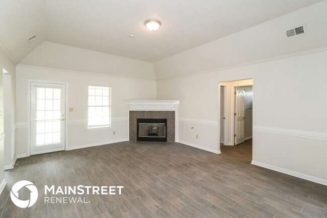 Foto del edificio - 2323 Kindlewood Dr