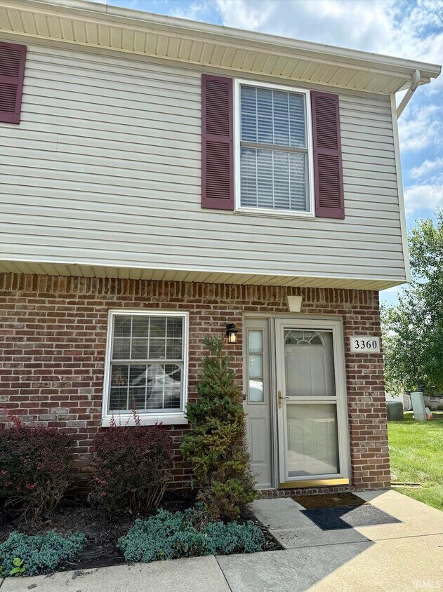 Foto principal - 3360 S Oaklawn Cir