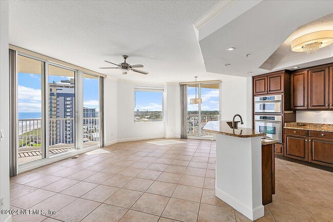 Foto del edificio - 1031 1st St S