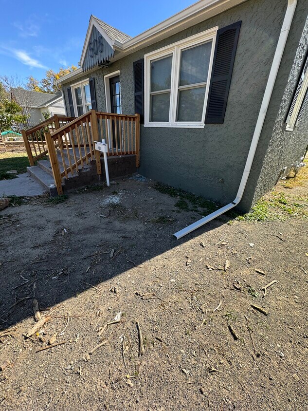 Building Photo - 508 W Railroad Ave