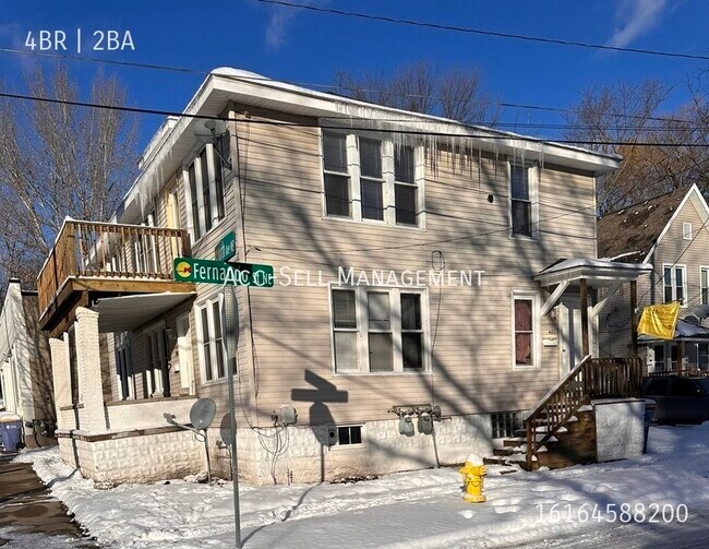 Foto del edificio - 401 Fernando St NE