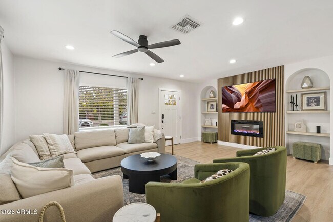 Foto del edificio - 3515 E Piccadilly Rd
