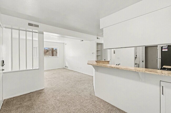 Building Photo - Trappers Cove Apartments