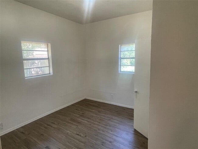 Foto del edificio - 310 N 20th St