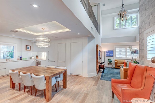 Building Photo - 125 Ocean Dr