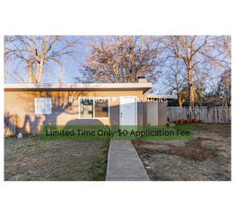 Building Photo - 4460 Circle Pl NE