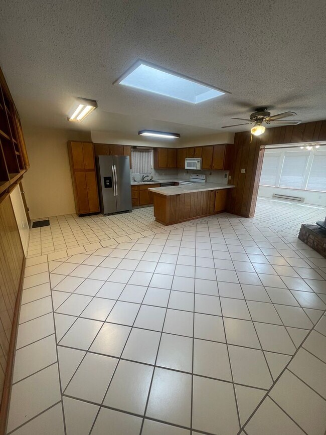 Foto del edificio - Charming 4 Bedroom/2 Bathroom House Near NMSU