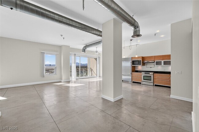 Foto del edificio - 200 Hoover Ave