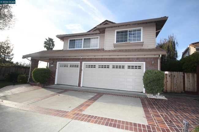 Building Photo - 243 Viewpoint Dr