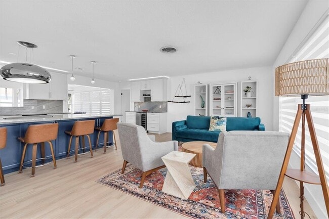 Building Photo - 4395 50th Terrace S