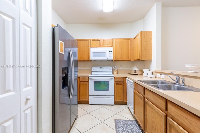 Building Photo - 13157 SW 44th St