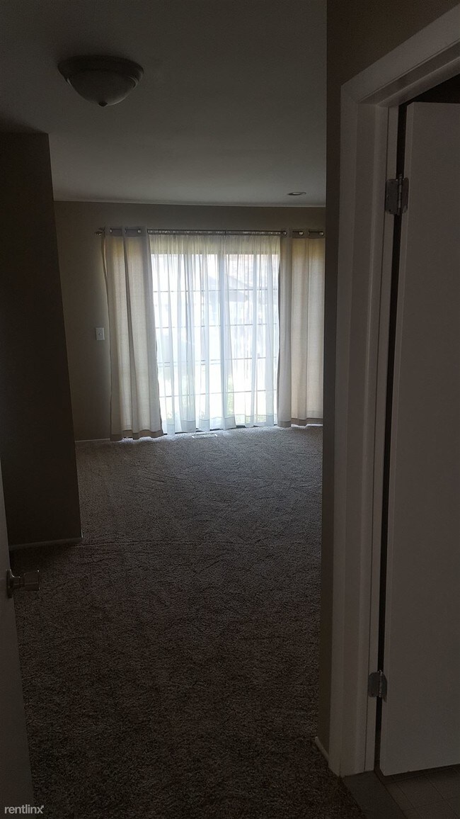 Foto del edificio - 25032 Oakbrooke Dr