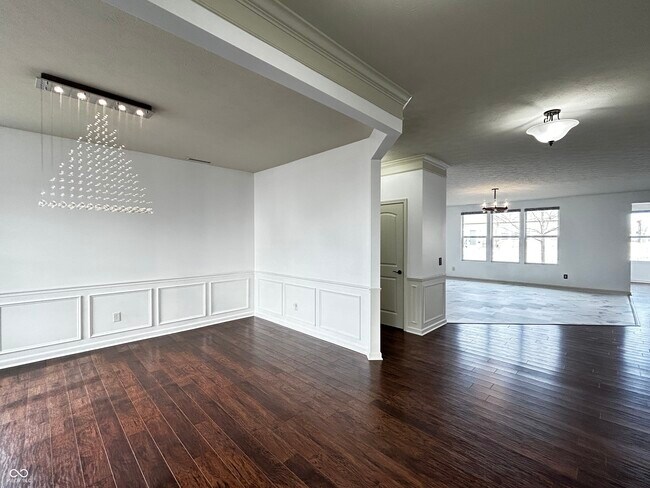 Building Photo - 12588 Hideout Dr