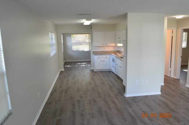 Building Photo - 2308 52nd Ave Dr W
