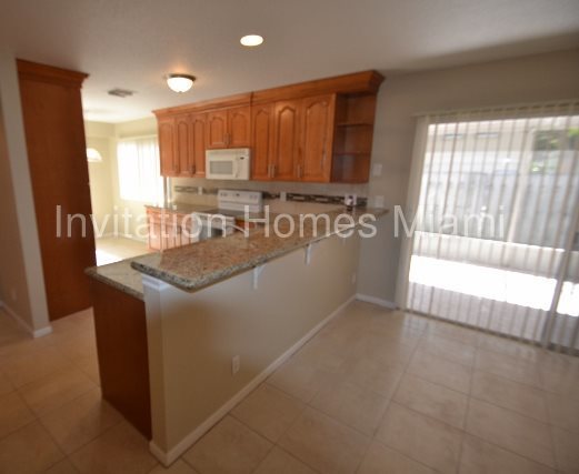 Building Photo - 1453 Banyan Cir