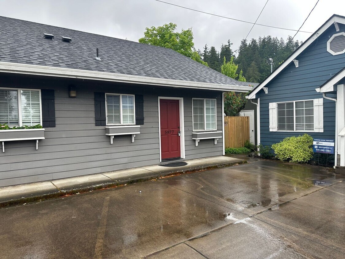 Primary Photo - Adorable 1 bedroom 1 bathroom home in Spri...