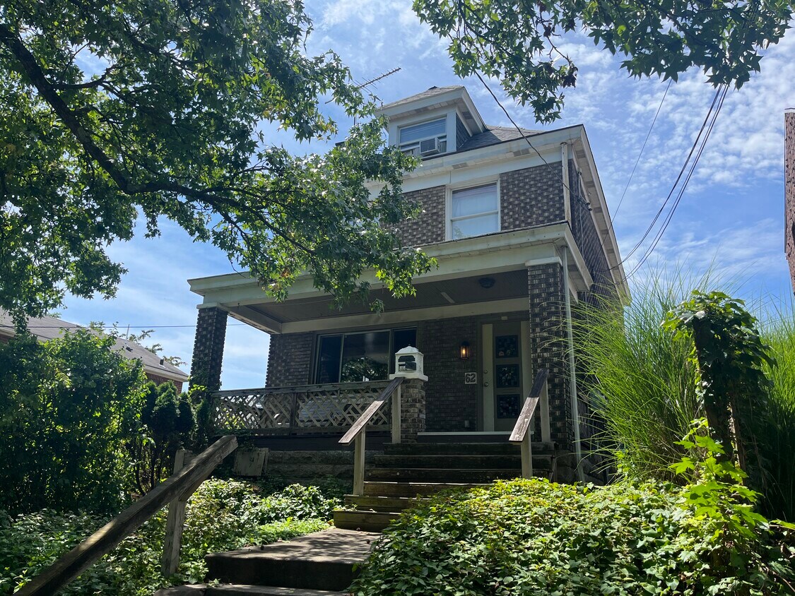 Primary Photo - 62 Laclede St