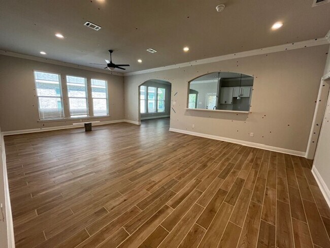 Foto del edificio - Beautiful Executive home in Hammock Bay with fenced backyard