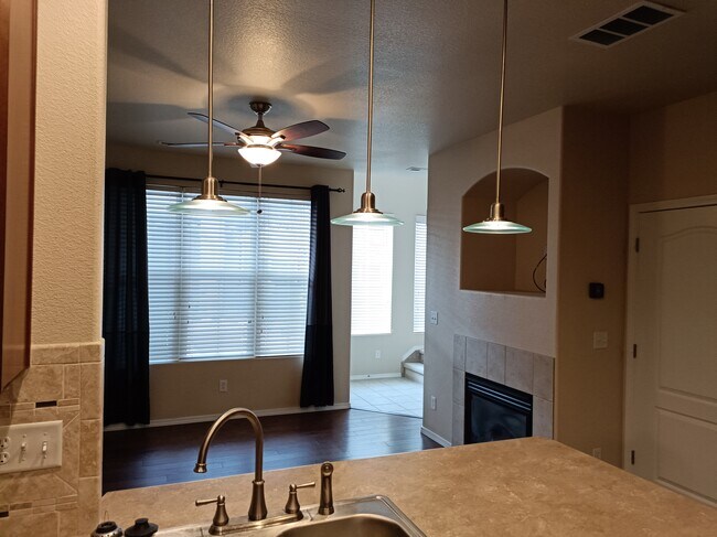 Building Photo - 6226 Cedar Park Grv