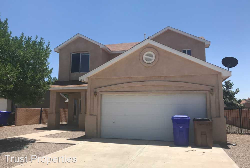 Primary Photo - 3 br, 2.5 bath House - 2813 Carretas Dr