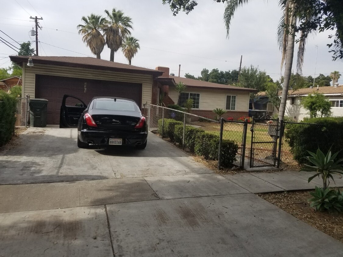 2374 W Victoria St, San Bernardino, CA 92410 House for Rent in San