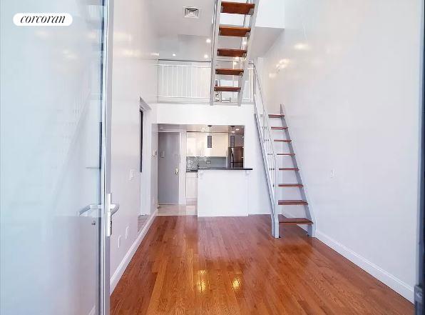 Foto principal - 90 Clay St