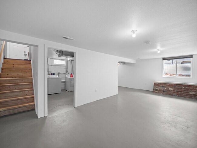 Foto del edificio - 1410 Swift Blvd