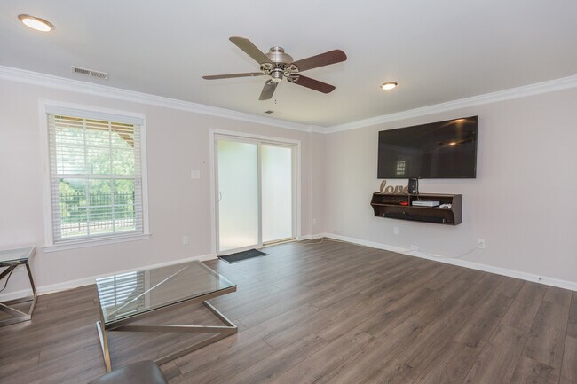 Foto del edificio - 13353 Diamond Ridge Dr