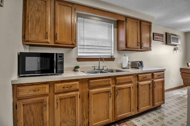 Building Photo - 2719 Oppenheim Ct