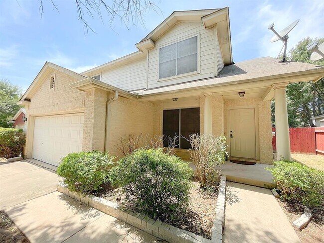 Building Photo - 806 Chiselpoint Cove