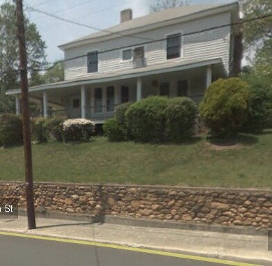 Primary Photo - 81 N Main St