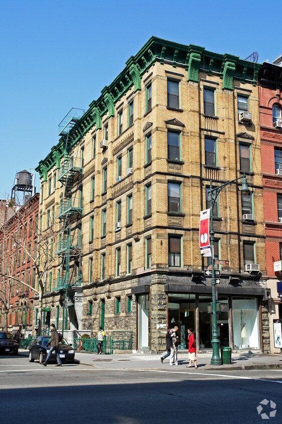 Foto principal - 101 W 74th St