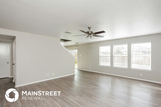 Foto del edificio - 121 Angus Way