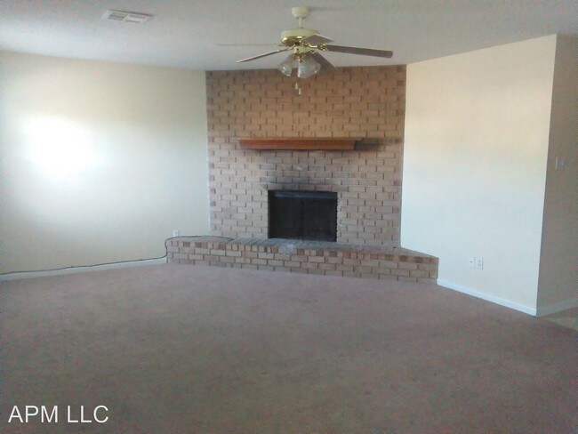 Foto del edificio - 2 br, 2 bath Apartment - 112 East West Ridge