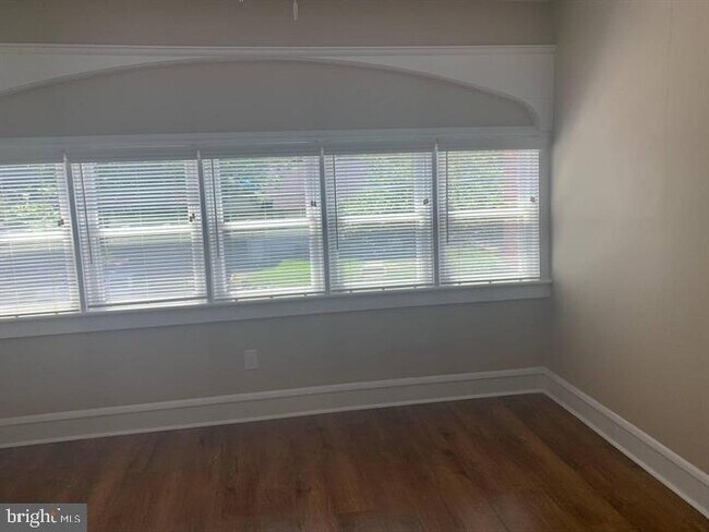 Foto del edificio - 135 Park Pl