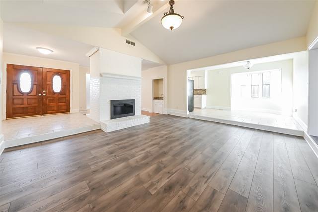Building Photo - 732 Aspen Ct