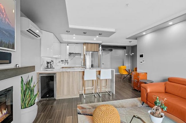 Foto del edificio - 1504 Aurora Ave N