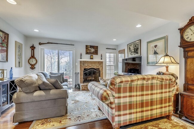 Building Photo - 2066 Derby Ridge Ln