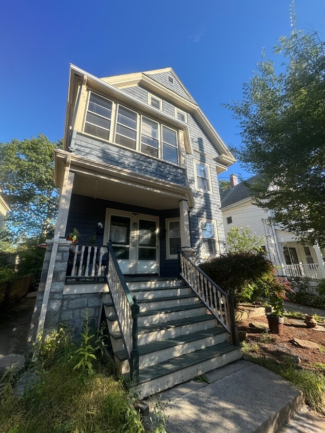 Primary Photo - 25 Josephine Ave