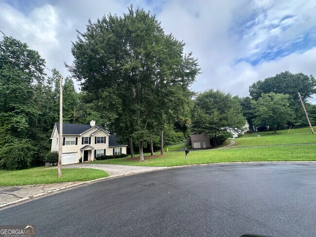 Building Photo - 6180 S Glenn Forest SW